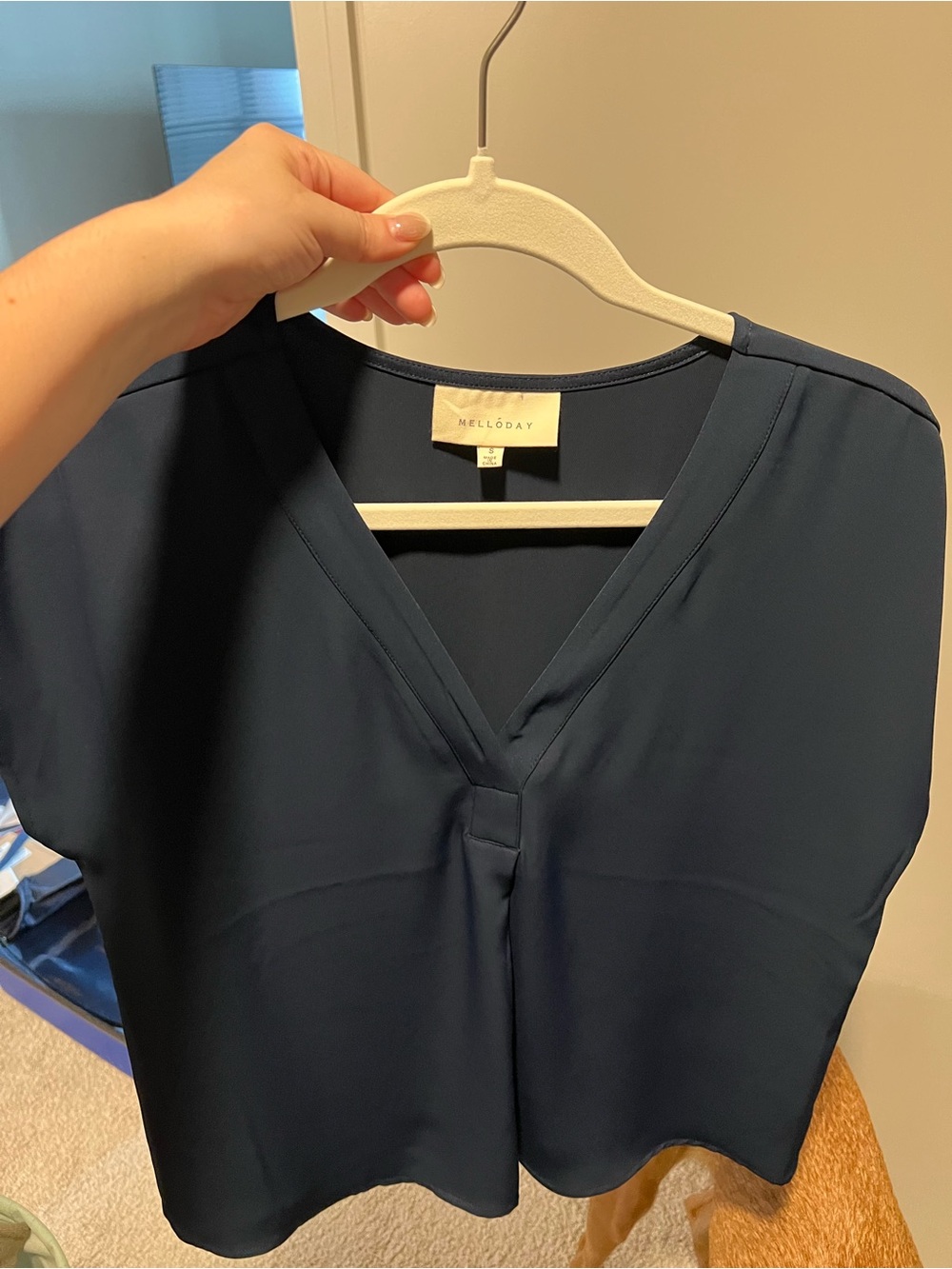 MELLODAY Deep Navy V-Neck Blouse